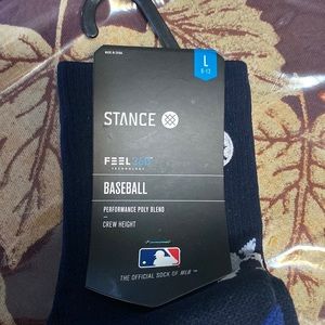 Dmnd Pro Yankees Crew Socks. BRAND NEW WITH TAGS. Mens. Size L. Color Navy/Black